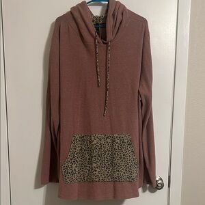 Mauve Hoodie with Leopard Print Pocket